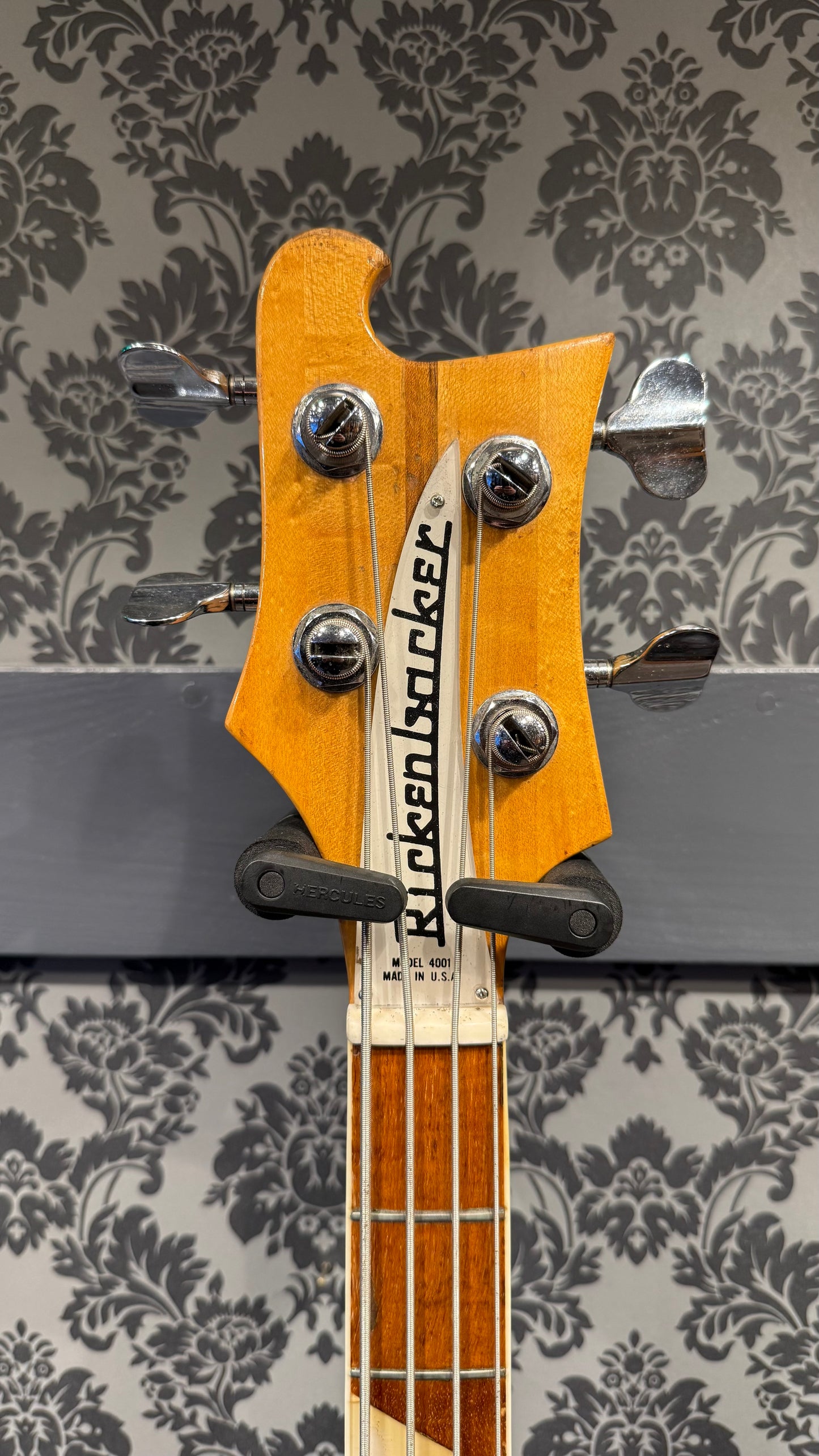 Rickenbacker 4001 Mapleglo with Checkerboard Binding 1973 (occasion)