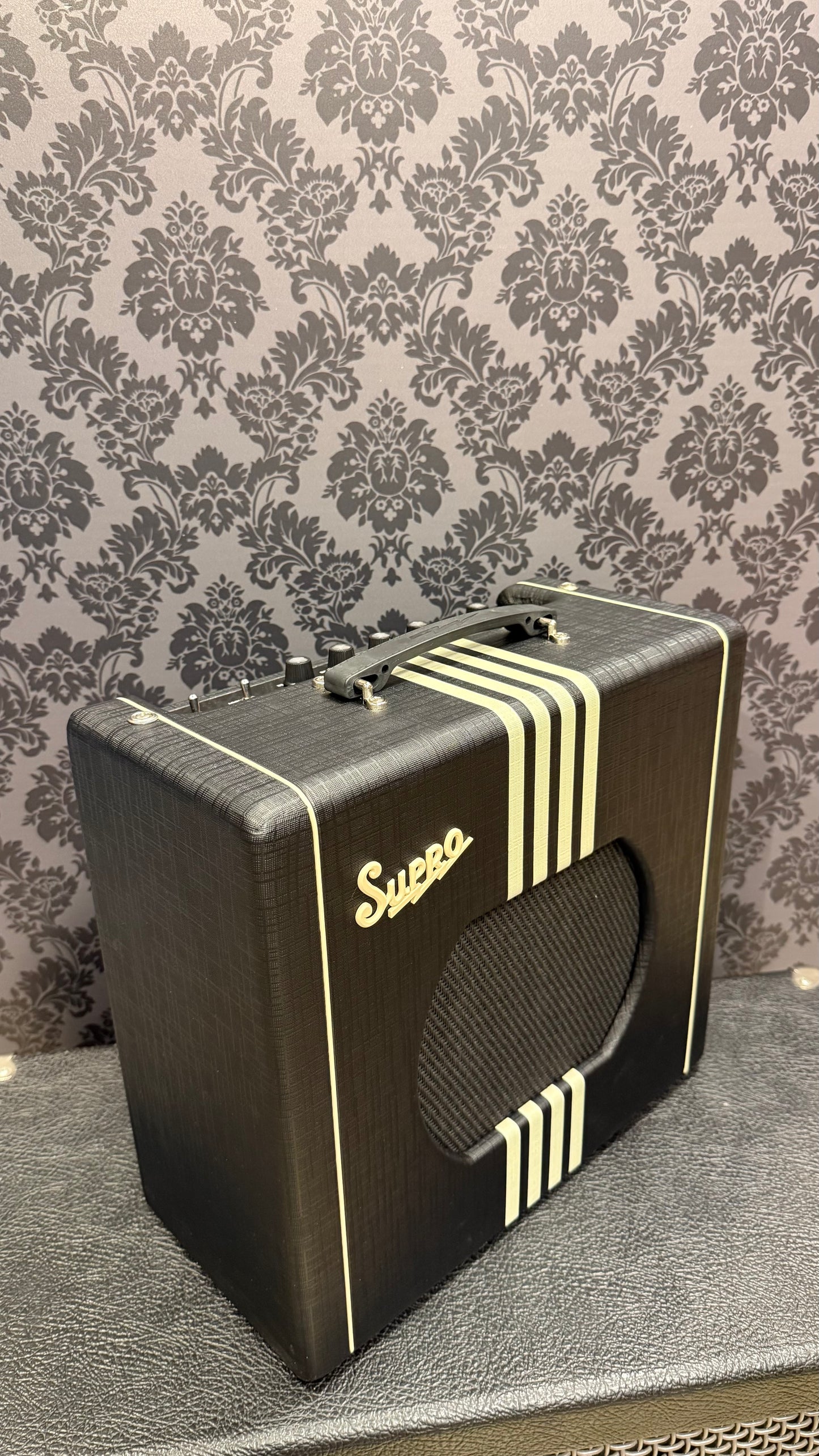 Supro Deltaking 10 BC Tube Combo (occasion)