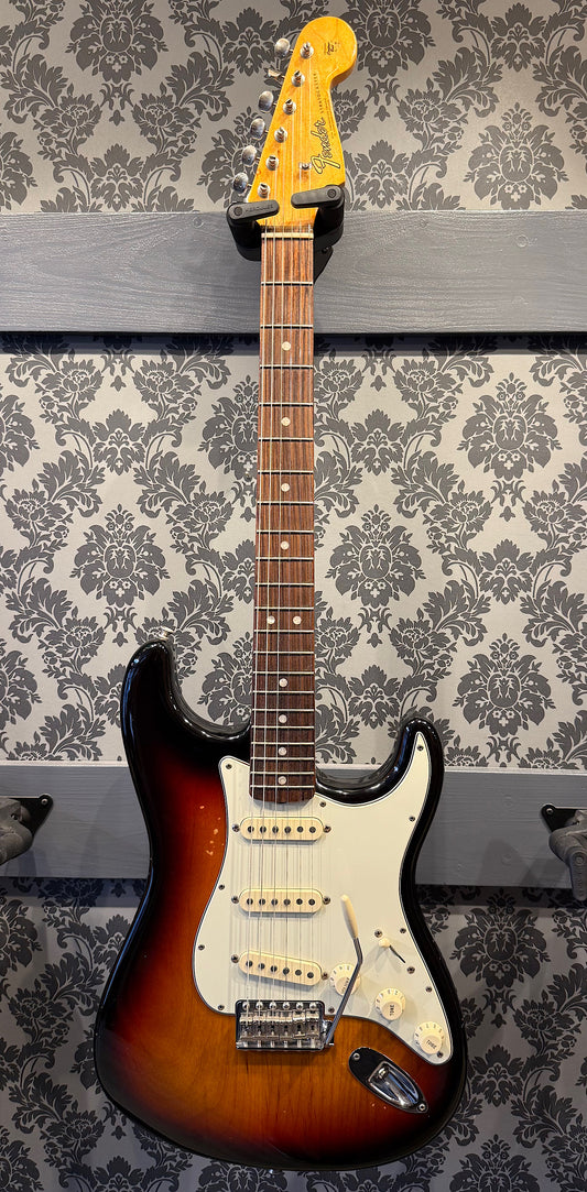 Fender American Original 60s Stratocaster Sunburst incl.case (occasion)