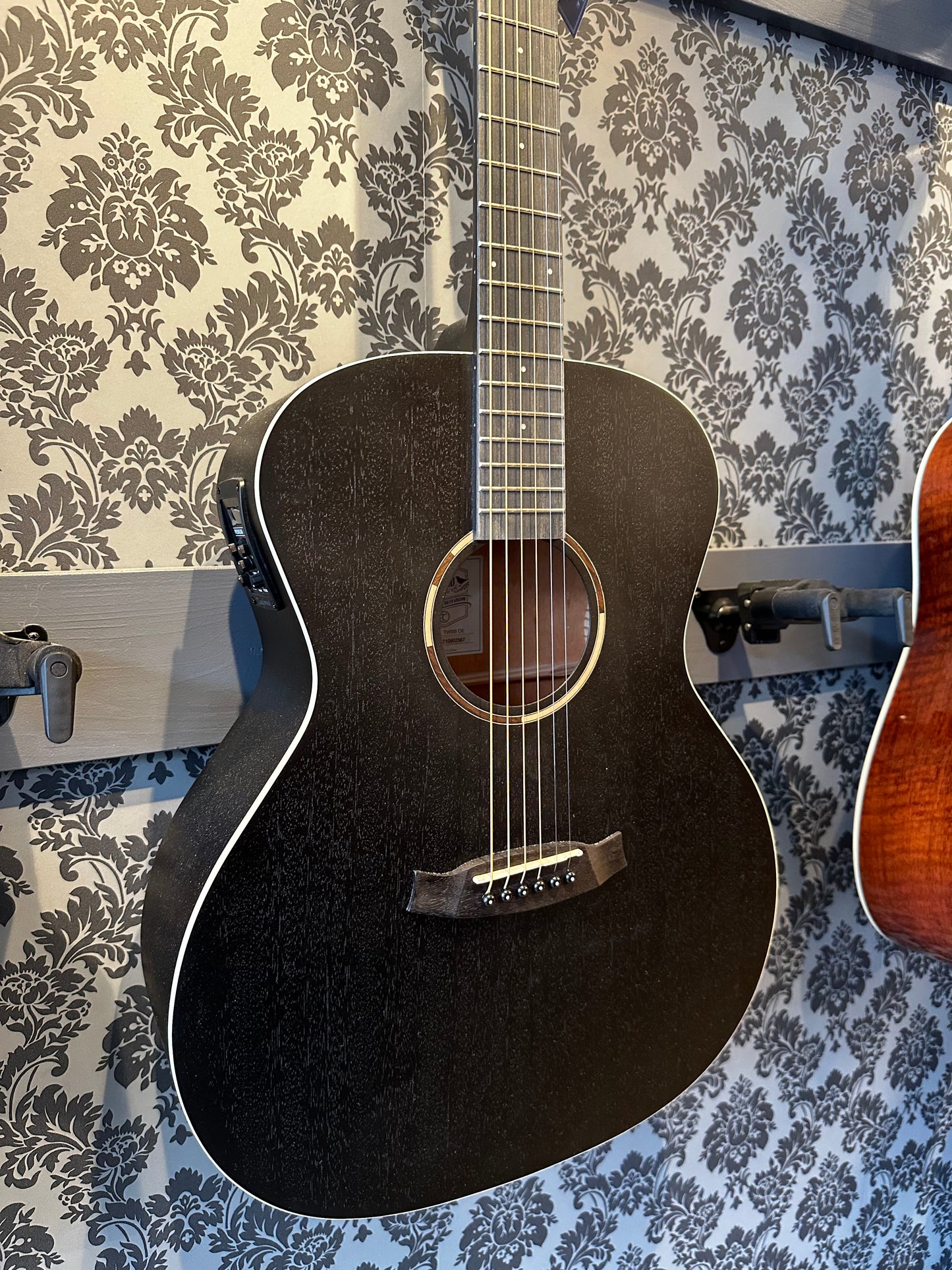 Tanglewood TWBB OE Blackbird