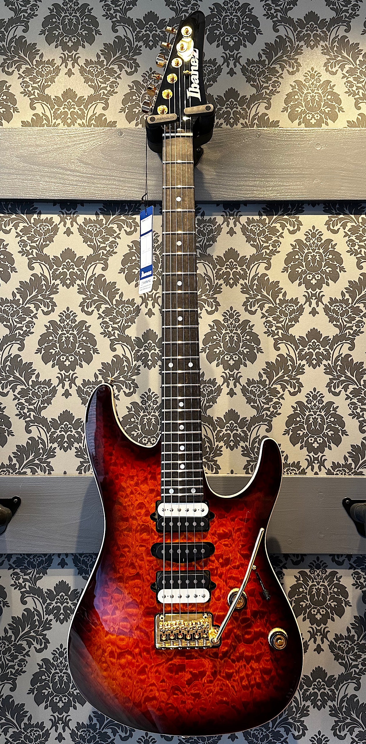 Ibanez AZ47P1QM Dragon Eye Burst Incl. gigbag