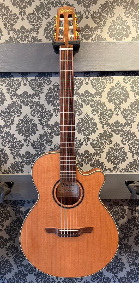 Takamine TSP 148 NC NS Thinline  incl. bag (occasion)