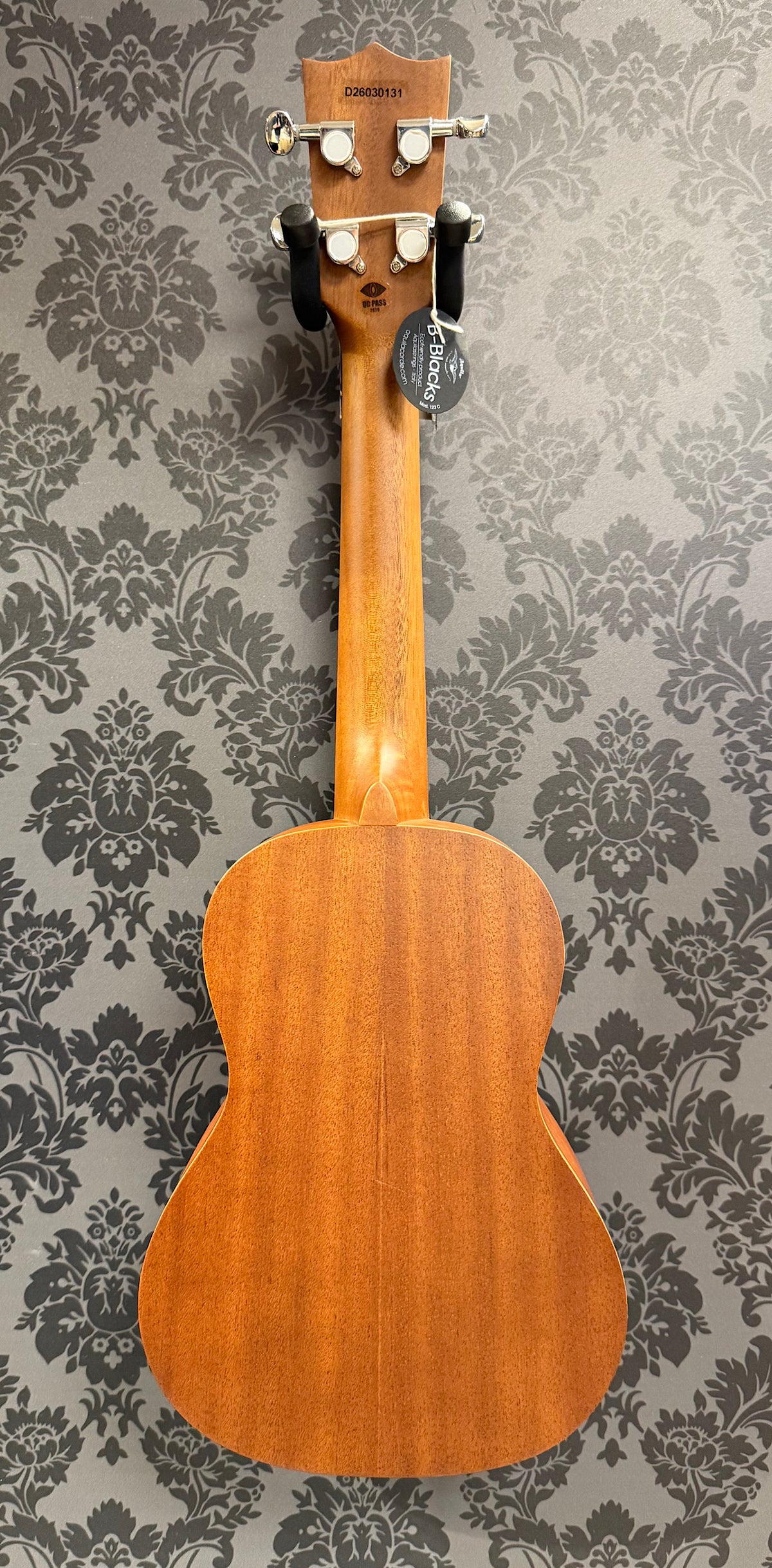 Flight AUC-33 Mansion Orchid Concert Ukulele