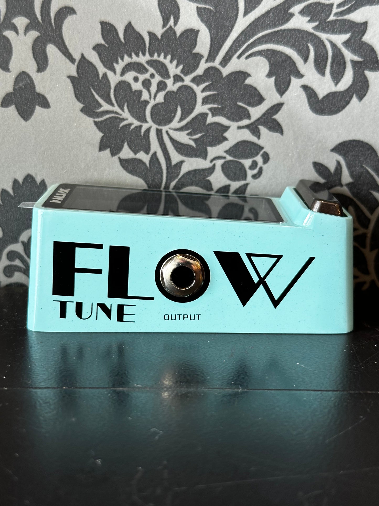 NUX NTU-3 MK2BU Flow Tune Blue Stage Tuner