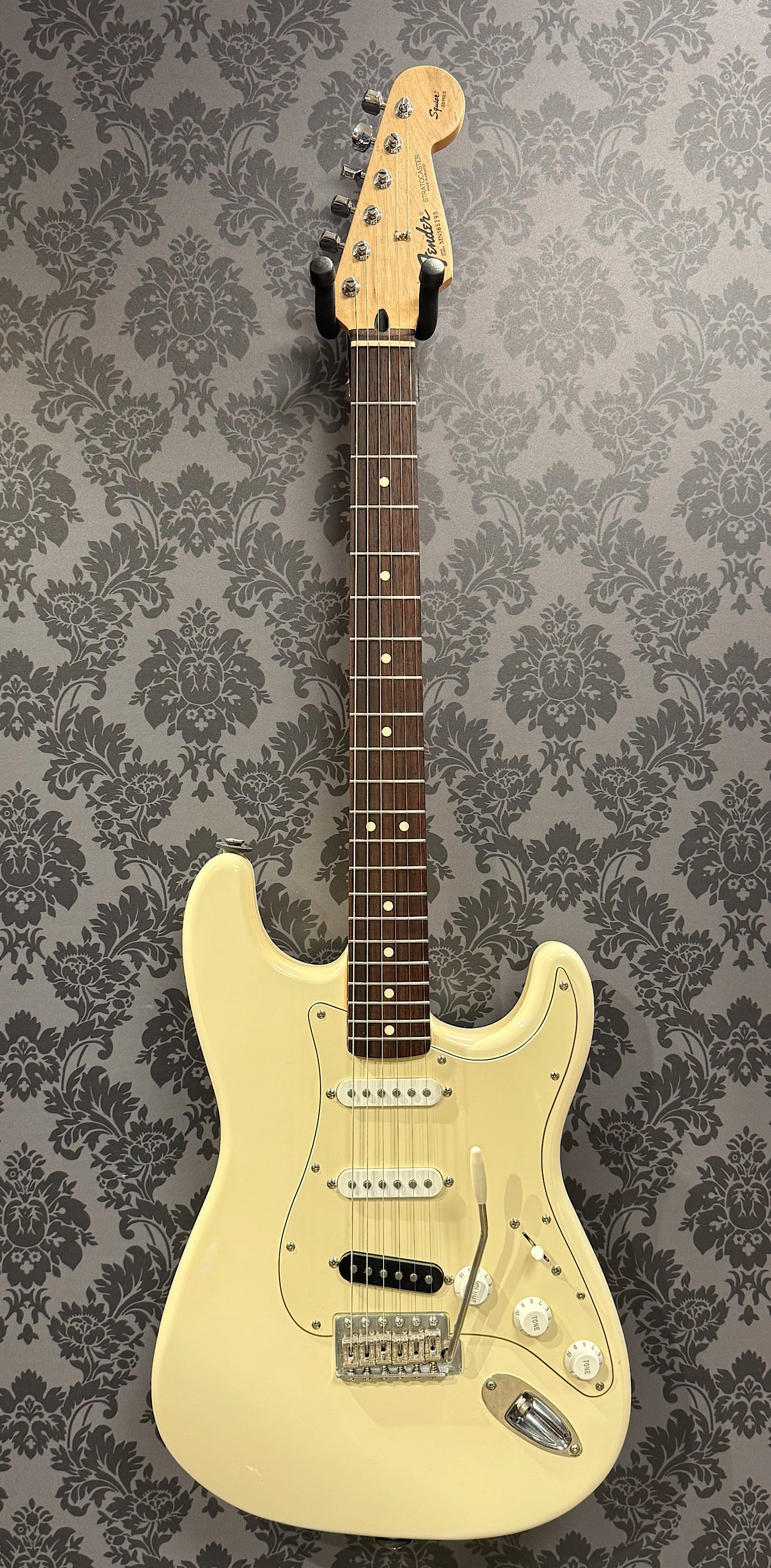 1995 Fender Squier Series (Mexico-made) Stratocaster OW (occasion)