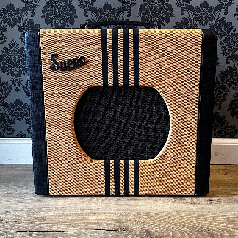 Supro Delta King 10" Tweed & Black