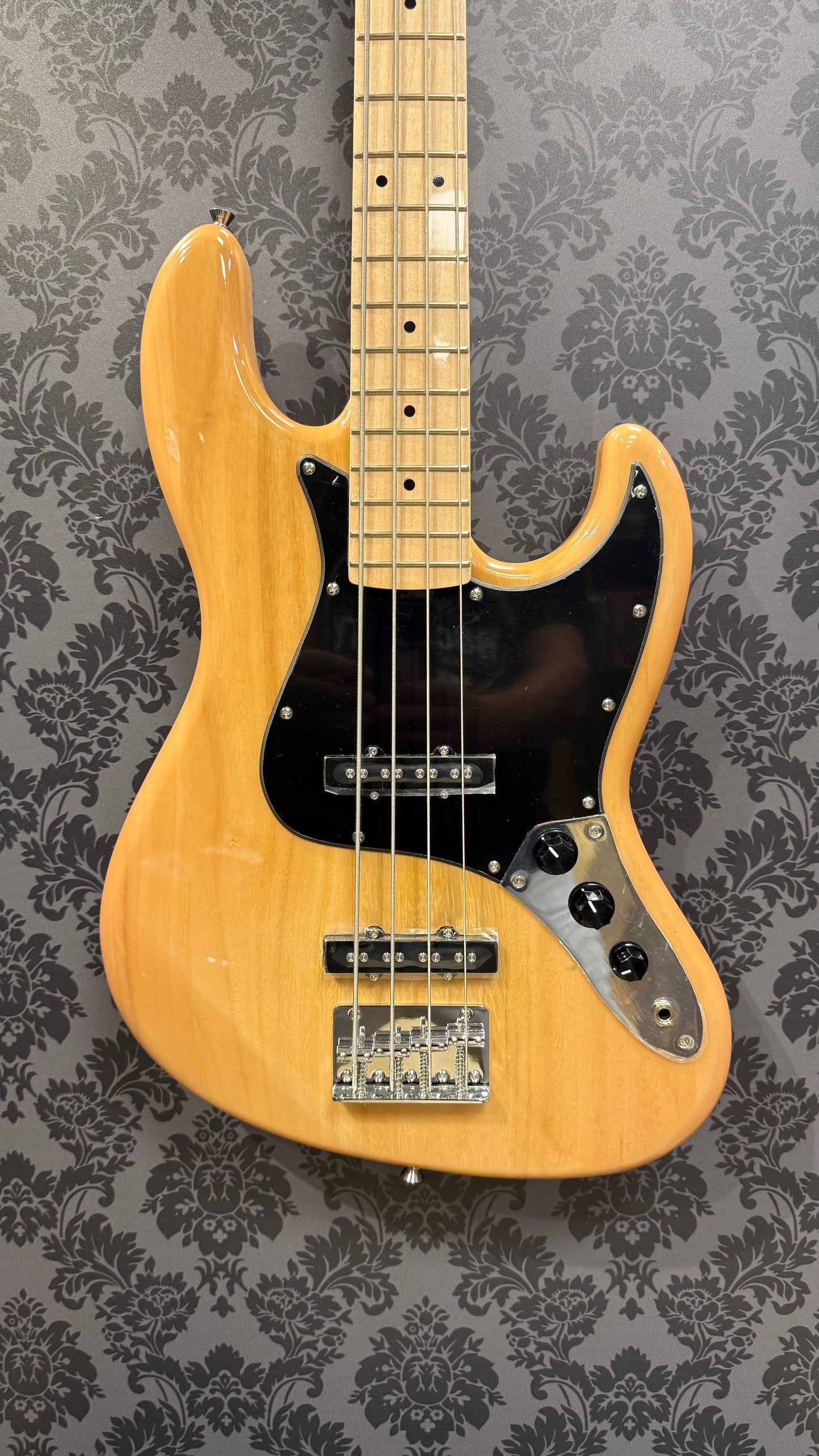 Eko JB 401 Natural Bass