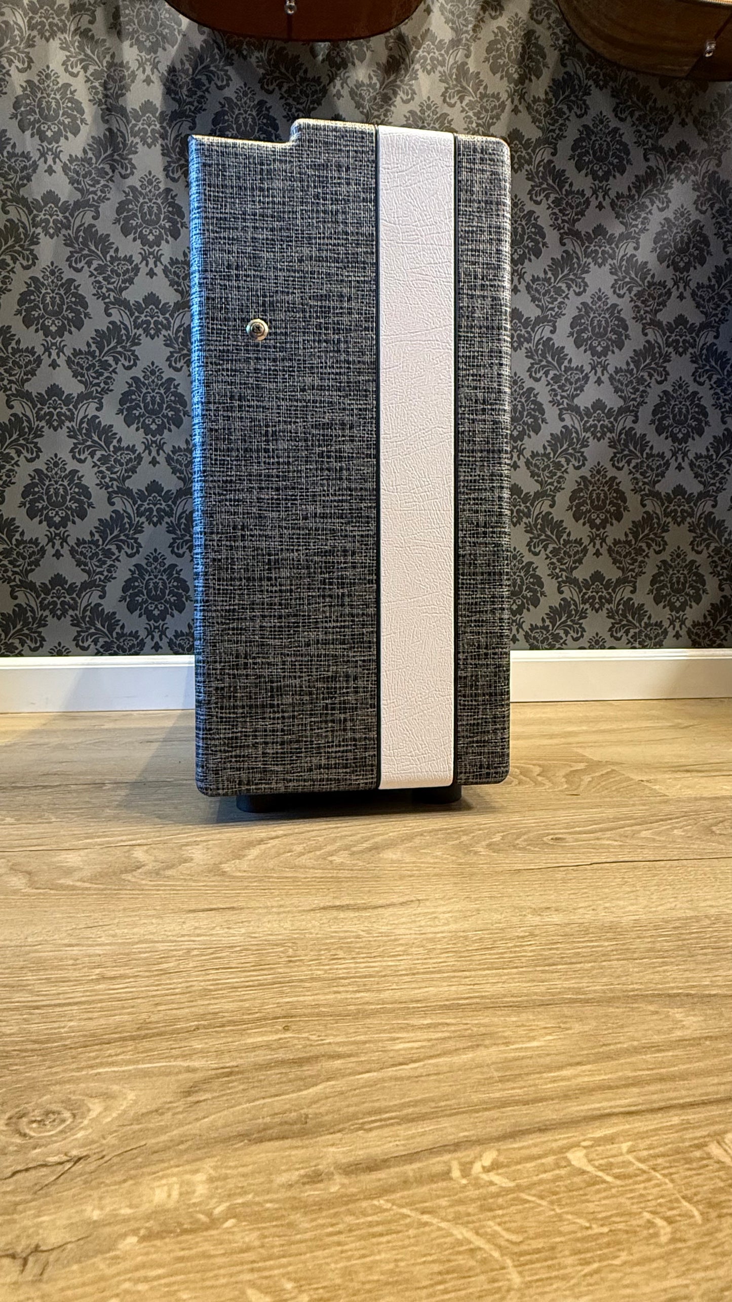 Supro 1696RT Black Magick Rev Combo