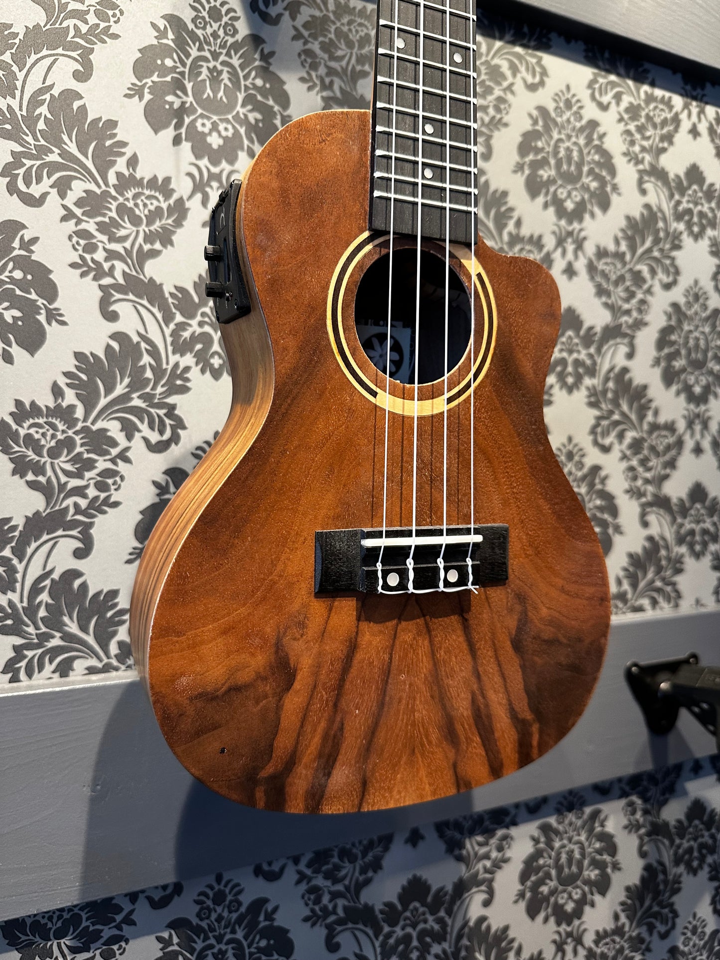 Tanglewood Tiare TW-21-E Incl. gigbag