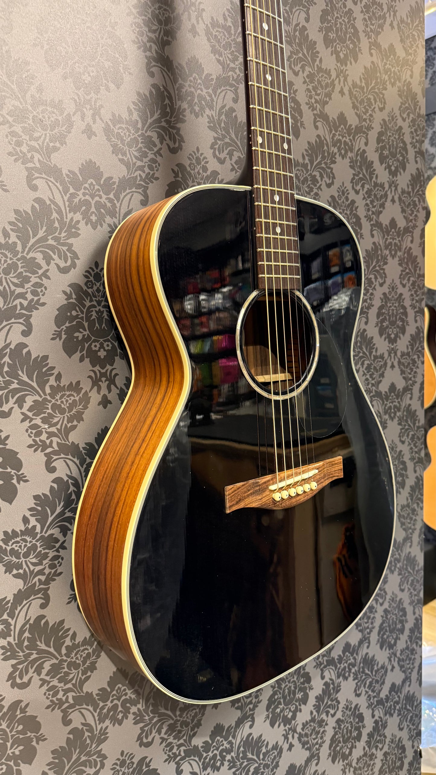 Eastman PCH2-OM BK incl.gigbag