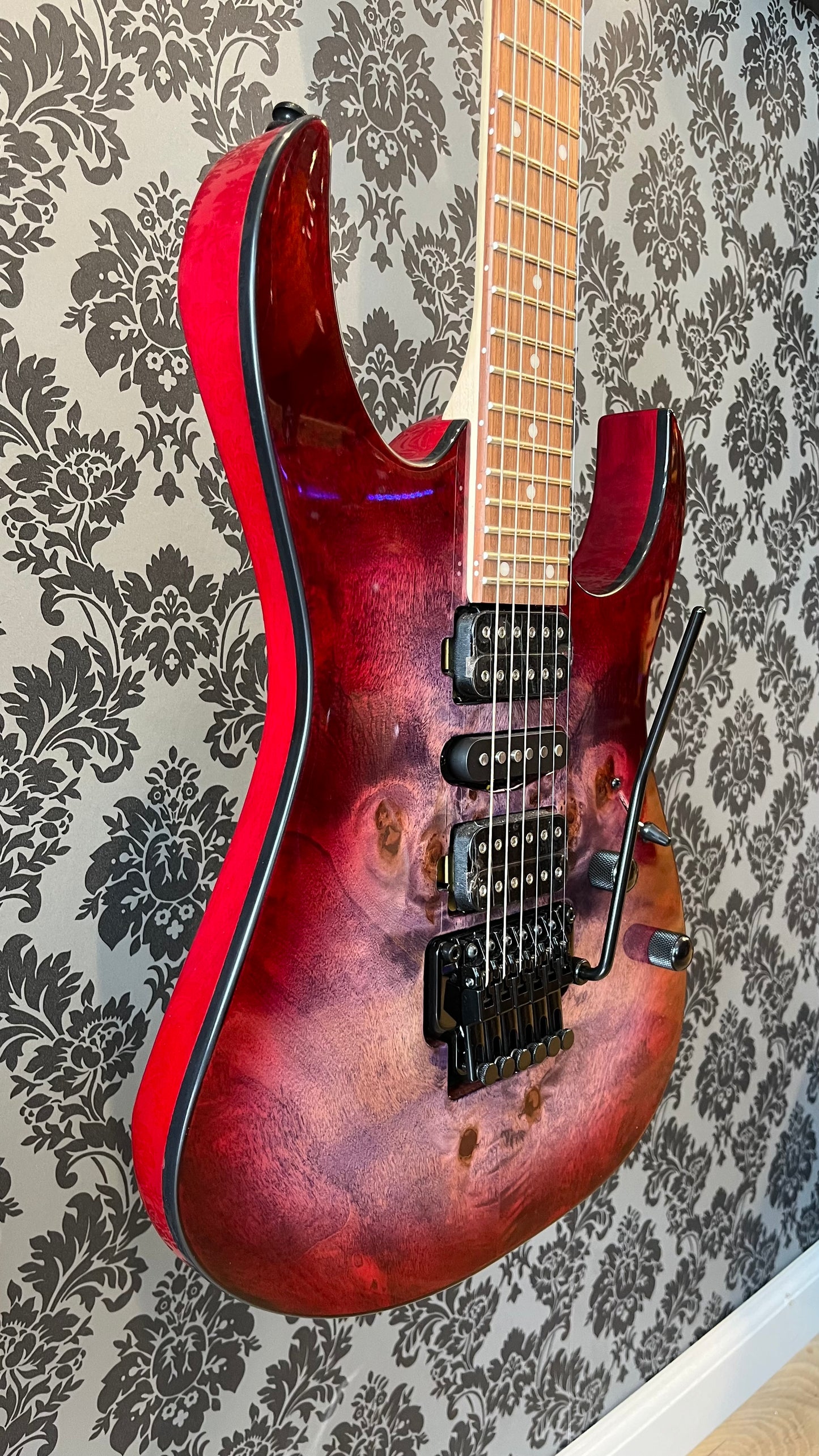 Ibanez RG-470PB Red Eclipse Burst