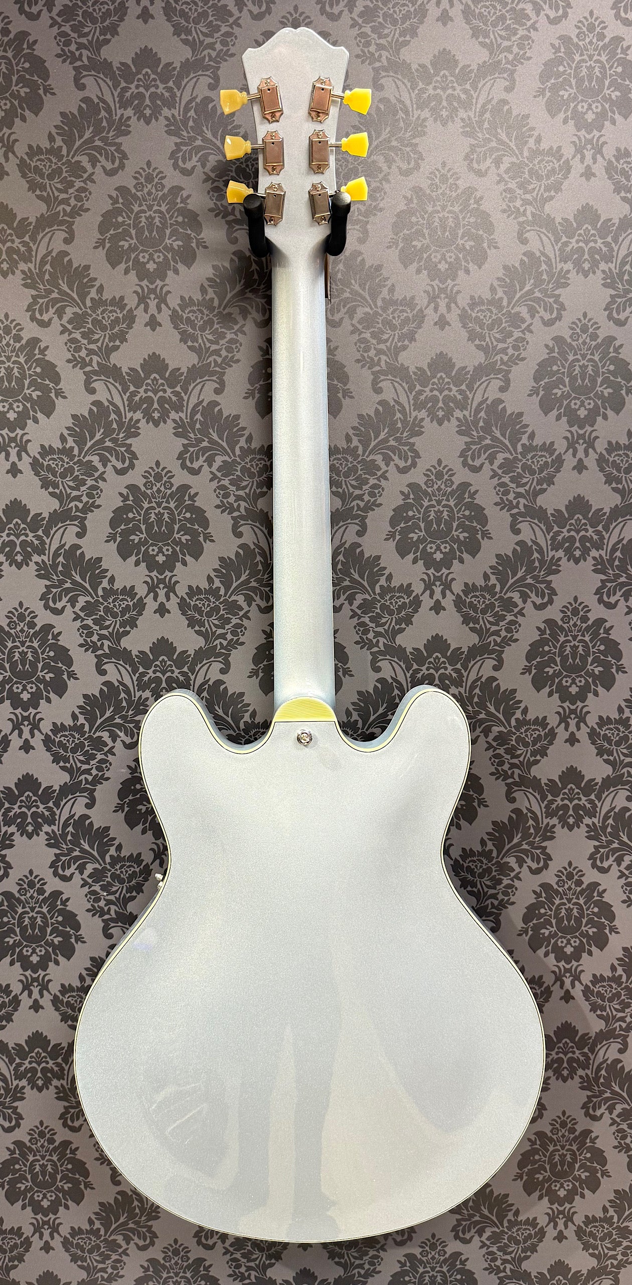 Eastman T64 Trapeze Iced Blue Metallic incl.bag