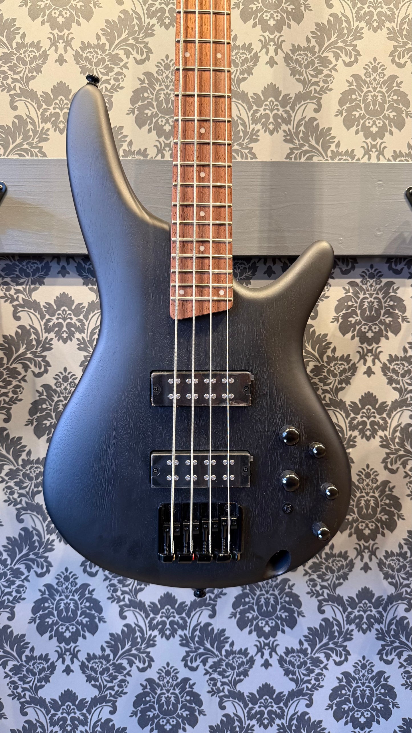 Ibanez SR300E-BWK Weathered Black