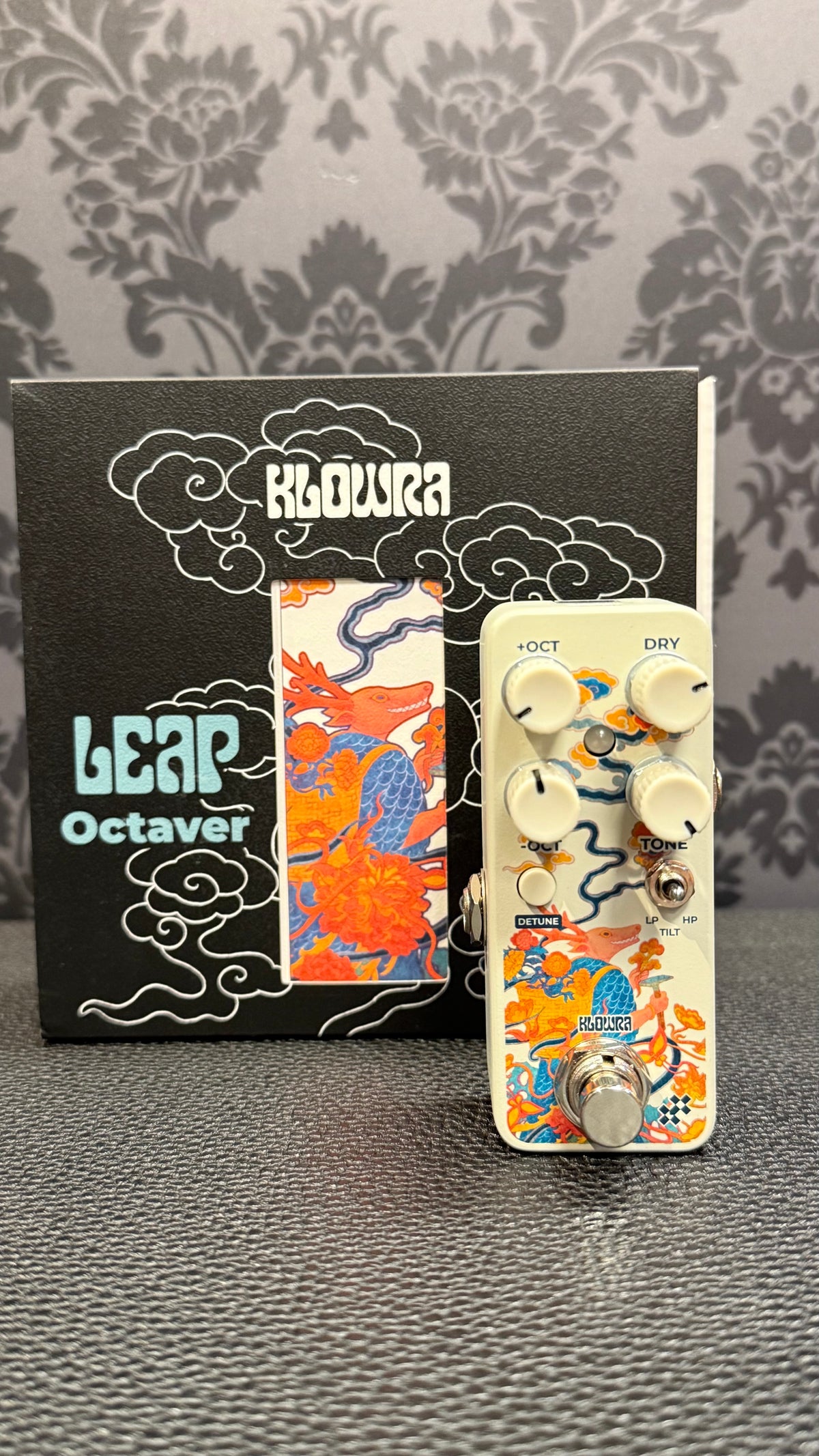 Klowra Leap Octave/Freeze effect pedal