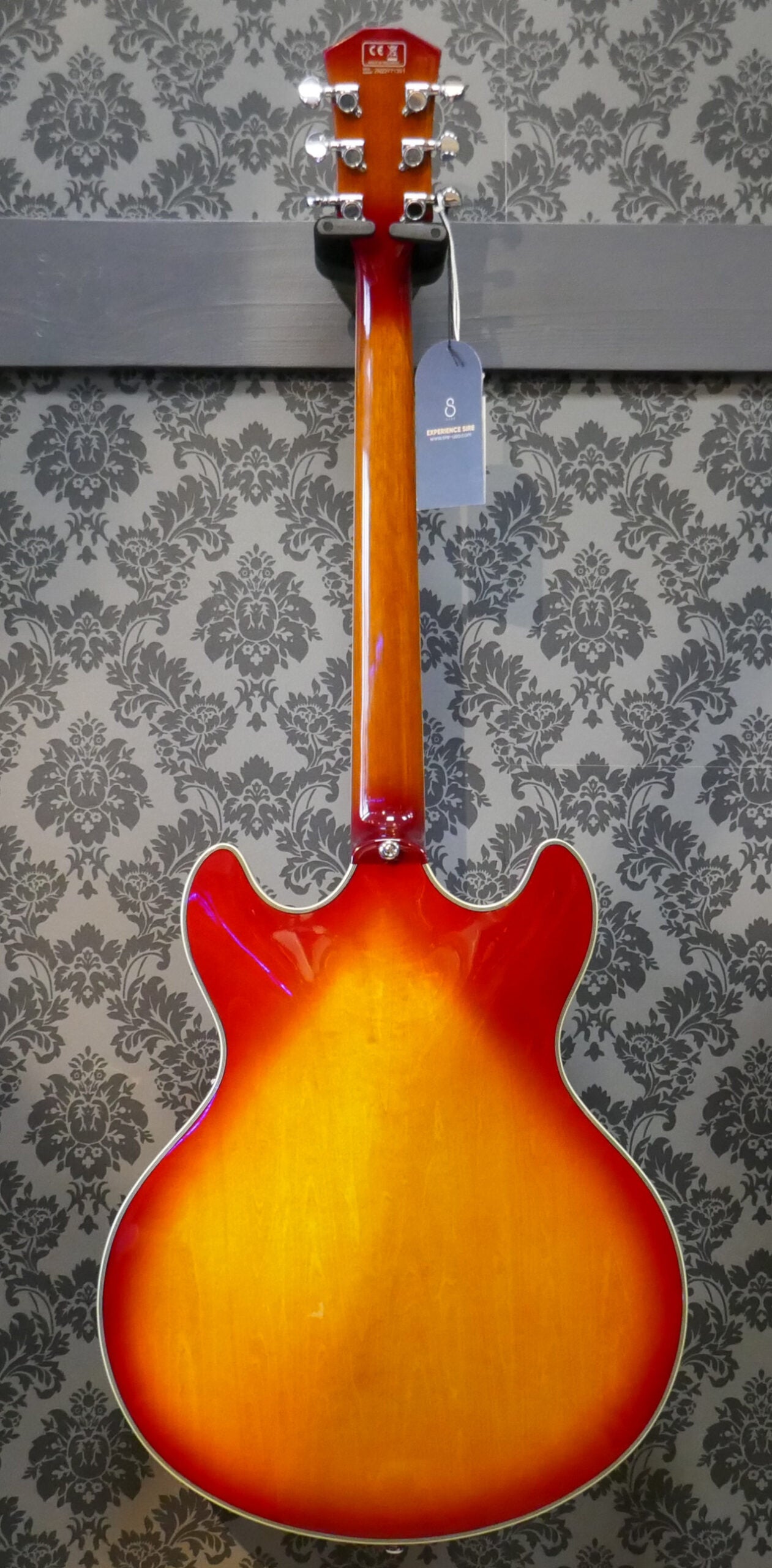 Sire H7 Cherry Sunburst