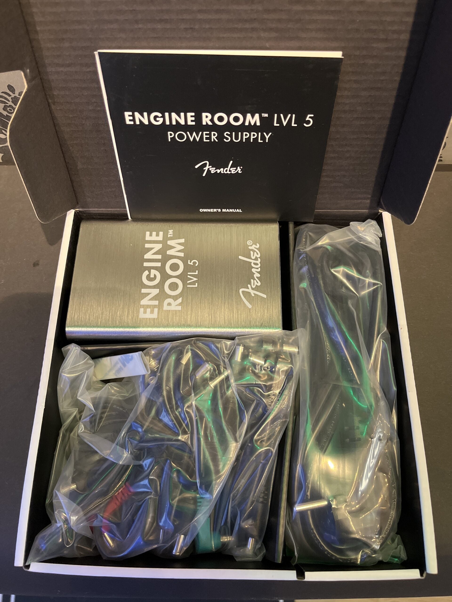 Fender Engine Room LVL 5 power supply – Rock City Guitar Shop
