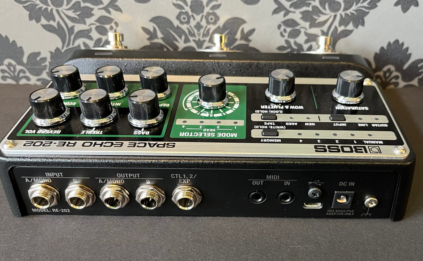 Boss RE-202 Space Echo