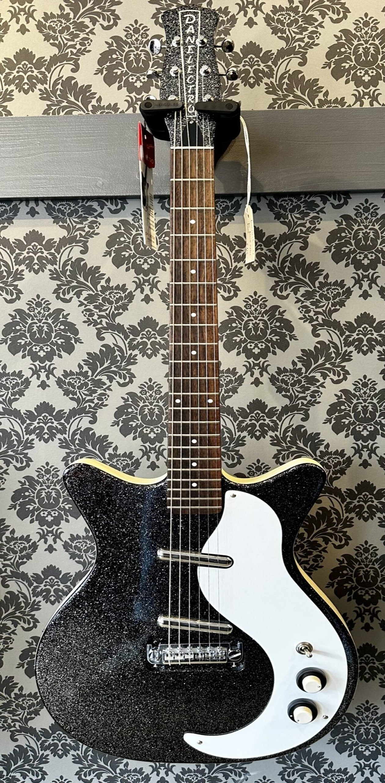 Danelectro 59 DC Black Metal Flake