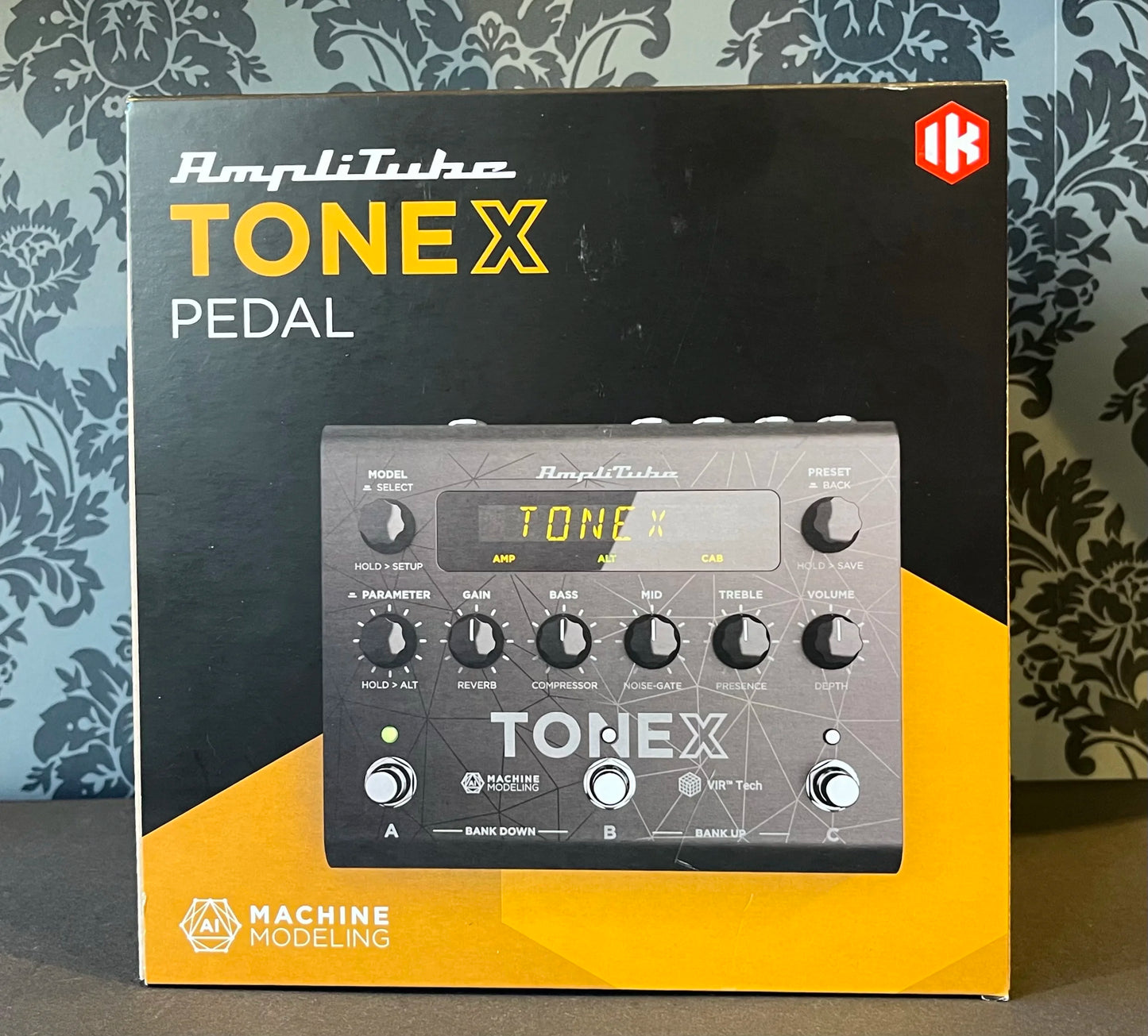 IK Multimedia Tonex Pedal